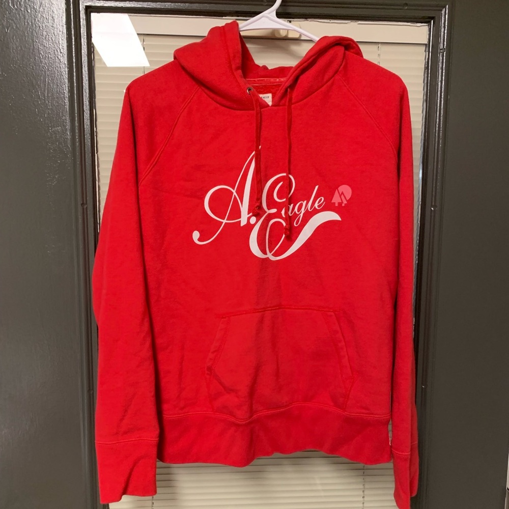 red american eagle women’s hoodie sz M